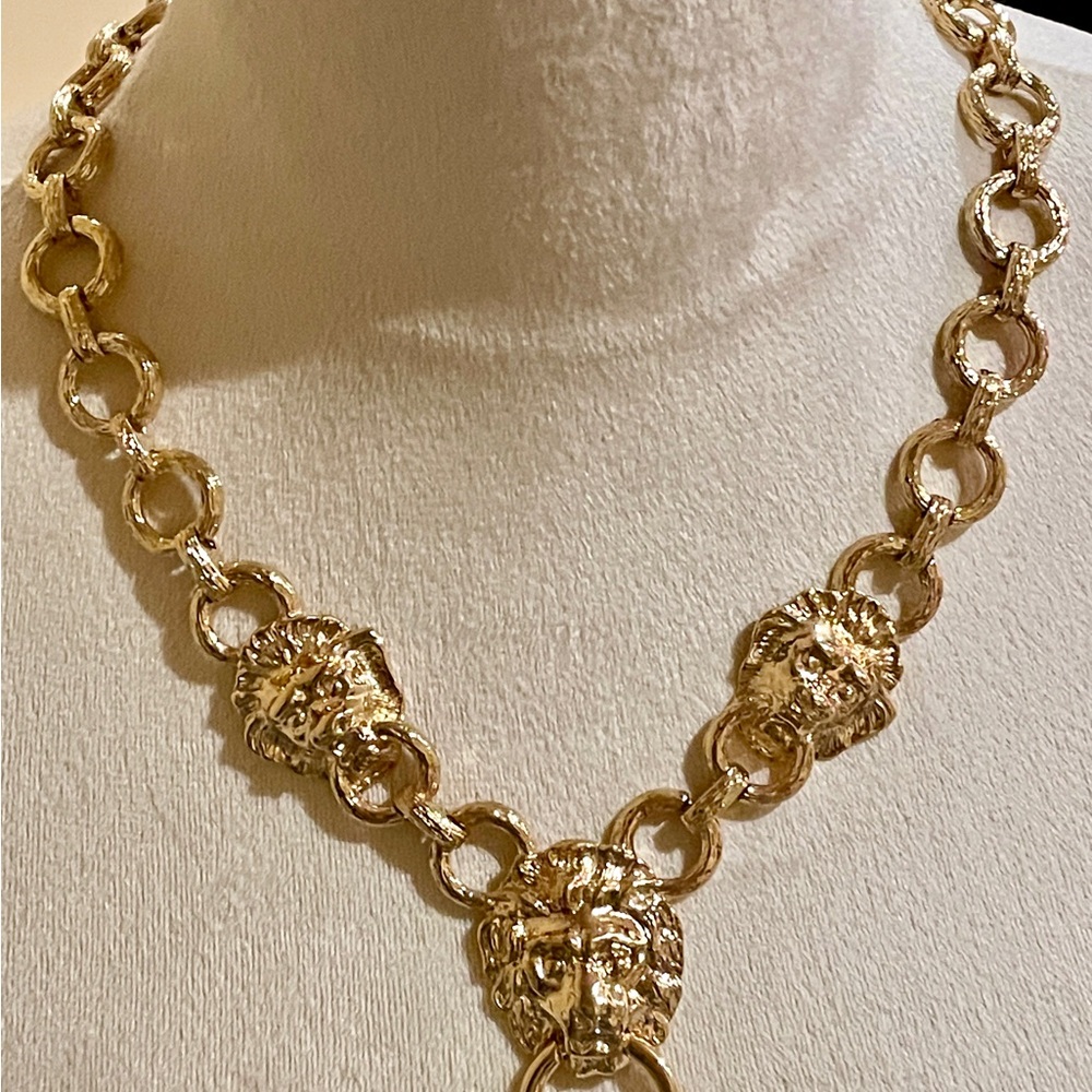 KJL 22 kt Gold Plated Lion Head Door Knocker Necklace & Coordinating Earrings